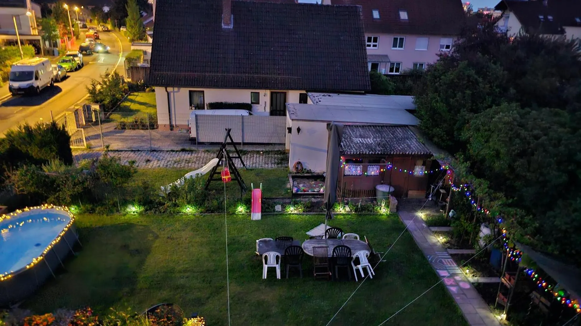 Appartamento Rk79 Ferienwohung Mit 4 Zimmer, Garten Und Pool Naehe Klinikum U-Bahn & S-Bahn Zum Messegelaende Nuernberg Fürth